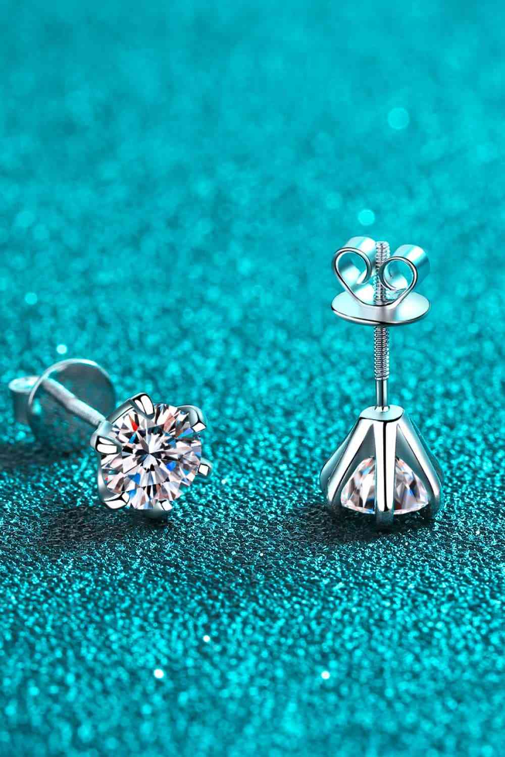 1 Carat Moissanite Stud Earrings