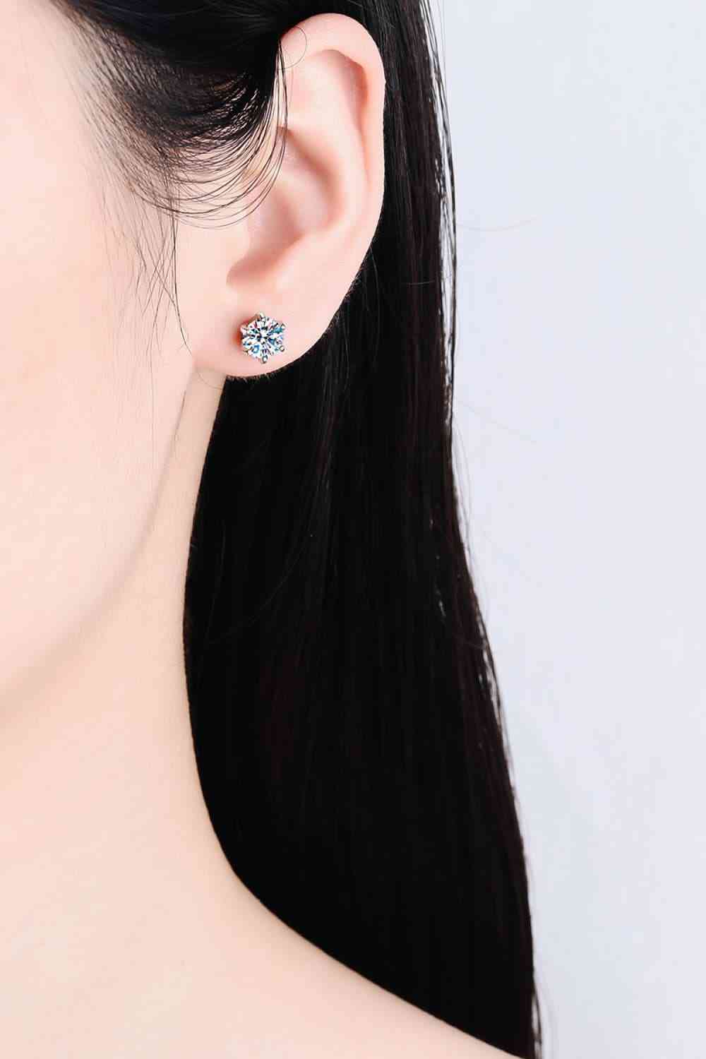 1 Carat Moissanite Stud Earrings