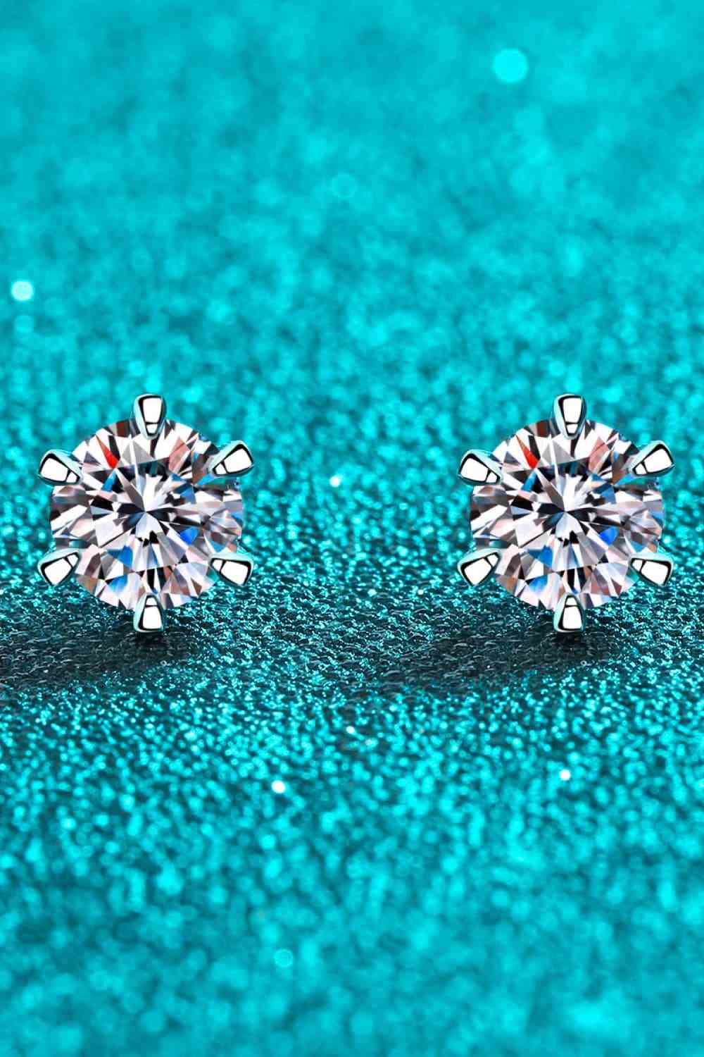 1 Carat Moissanite Stud Earrings